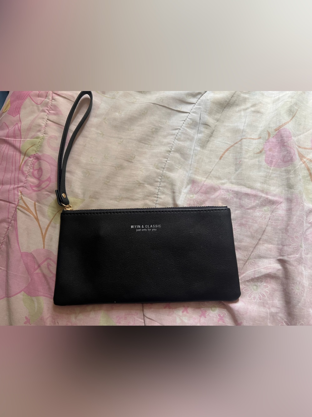 SHEIN Black Wristlet Clutch Wallet
